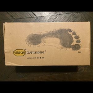 Vibrams FiveFinger V-trail toeshoes